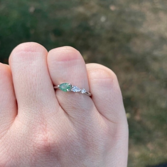 Etsy Moss Agate Ring, Pear Cut w 3 Gemstones, 925 Sterling Silver, Size 4 1/2 - Picture 6 of 7